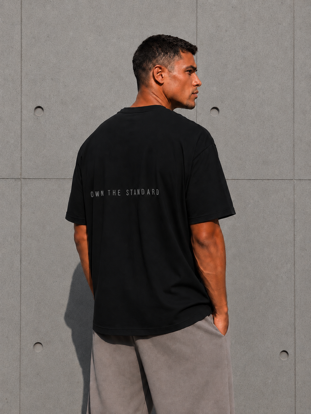 The Statement Oversized Tee - Black